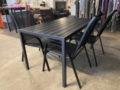 Utebord + 4st stolar
